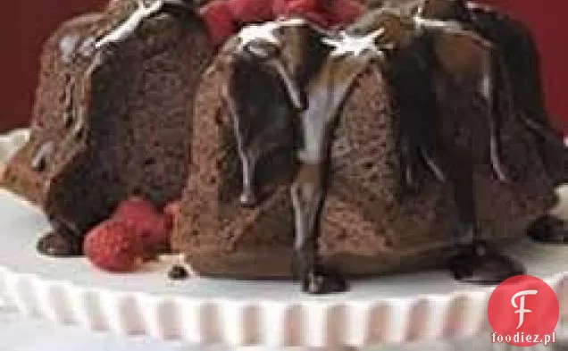 Breakstone ' s Triple Chocolate Bliss Cake