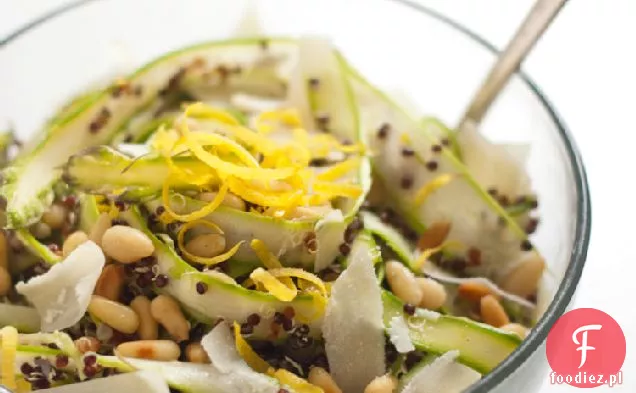 Sałatka Ze Szparagów I Quinoa