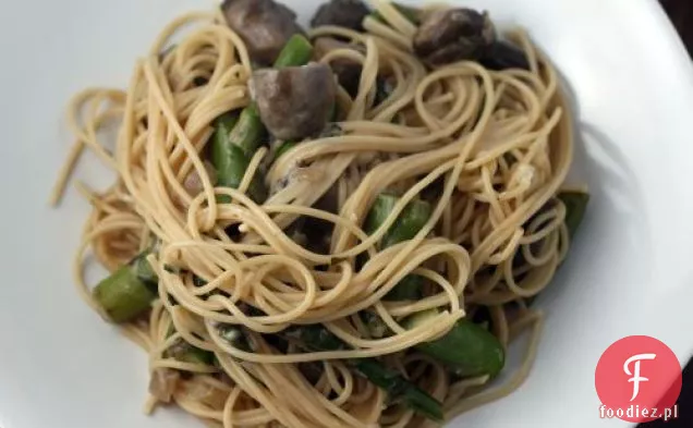 Spaghettini Z Grzybami, Szparagami I Estragonem