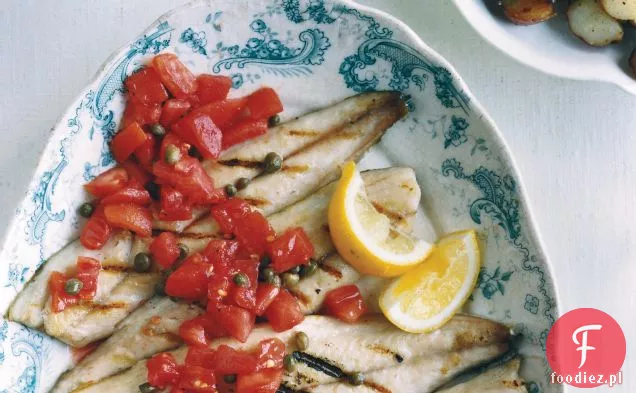 Grillowana makrela z sycylijską Kaparowo-pomidorową salsą