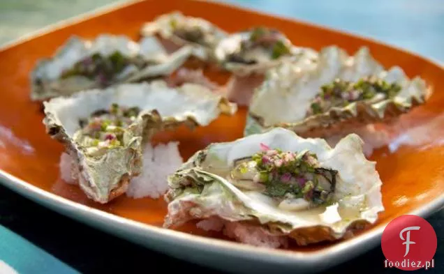 Grillowane ostrygi z Jalapeno-ziołowym Mignonette