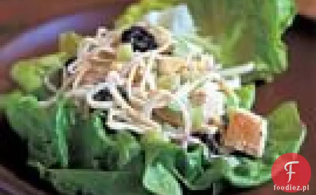 Sałatka Z Indyka Z Suszonymi Wiśniami