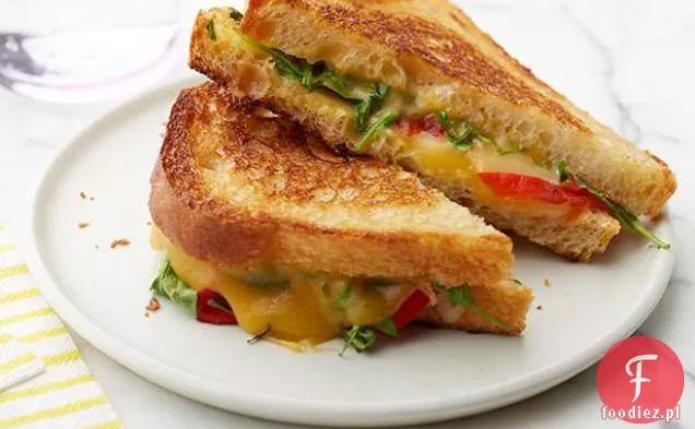 Wędzony Gouda i pieczony czerwony pieprz Grillowany ser