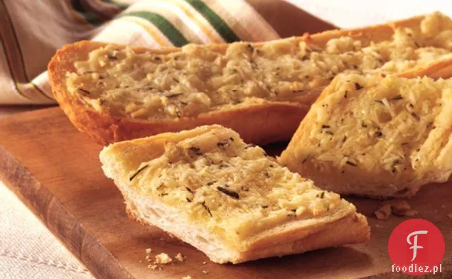 Chleb czosnkowy z Romano i świeżym rozmarynem