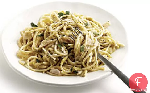 Spaghetti Z Kremowym Duszonym Czosnkiem I Porami