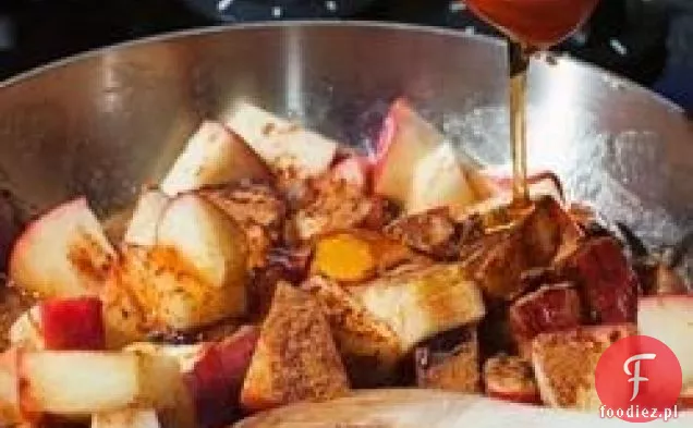 Owsianka Quinoa z Cynamonowymi Jabłkami