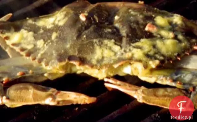 Kraby BBQ w miękkiej skorupce z grillowaną cebulą Vidalia