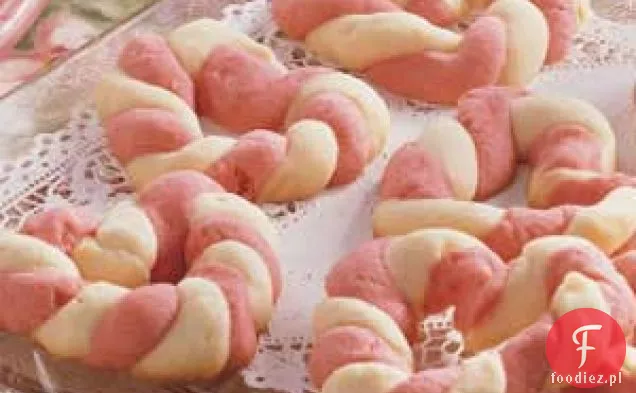 Plecione ciasteczka w kształcie serca