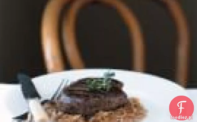 Grillowane Filety Wołowe Z Karmelizowaną Szalotką