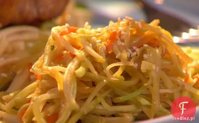 Smażona azjatycka sałatka z brokułów