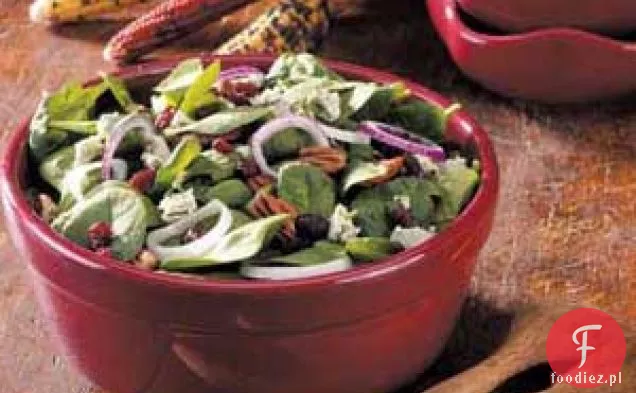 Sałatka ze szpinaku żurawinowo-orzechowego