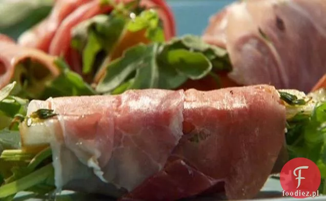 Prosciutto z gruszkami i rukolą