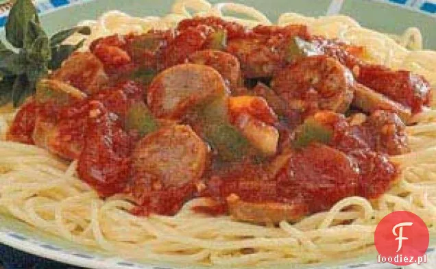 Włoskie spaghetti z kiełbasą