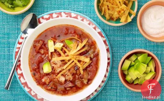 Zupa z grillowanym kurczakiem i tortillą z kremem tequilowym
