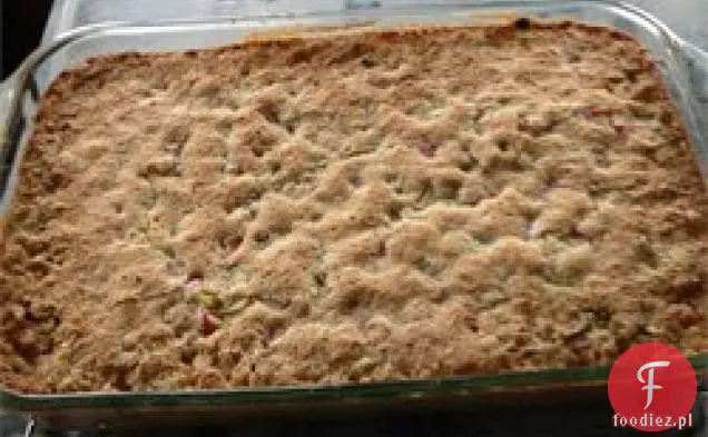 Deser z rabarbarem babci Bev (chrupiący rabarbar)