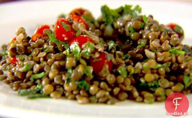 Soczewica ziołowa ze szpinakiem i pomidorami