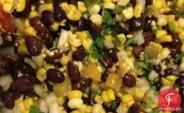 Pikantna salsa z fasoli i kukurydzy
