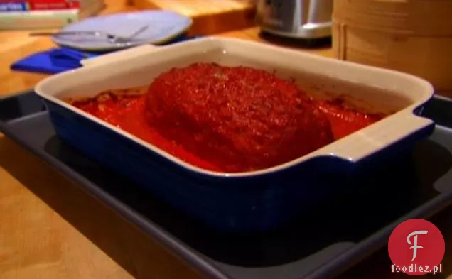 Mięsna zapiekanka z indyka Bubby'ego z sosem z czerwonej papryki