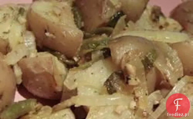 Pieczone ziemniaki przy ognisku
