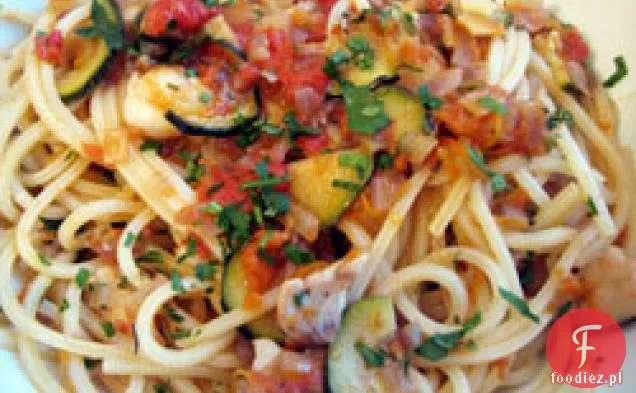 Kolacja: Linguine z Żabnicą, tymiankiem i cukinią