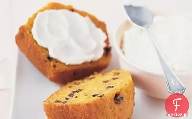 Muffinki z marchwi i suszonych porzeczek