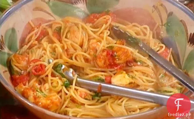 Spaghetti z Żabnicą i ostrą papryką