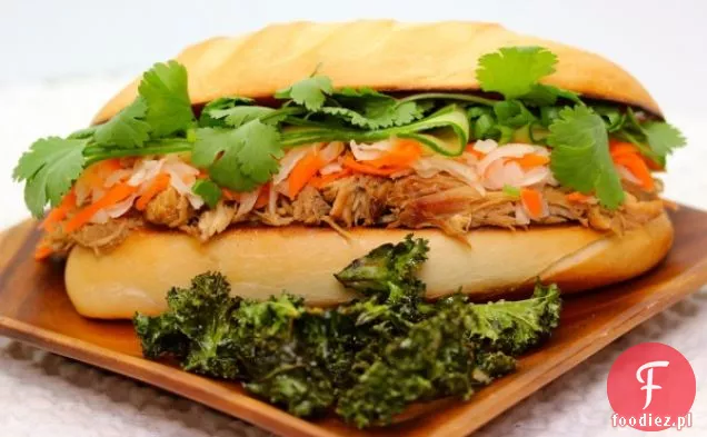 Slow Cooker Asian Pulled Pork Sandwich Lub Banh Mi