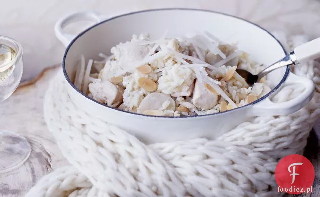 Ryż jaśminowy, kurczak i migdały Stir-Fry
