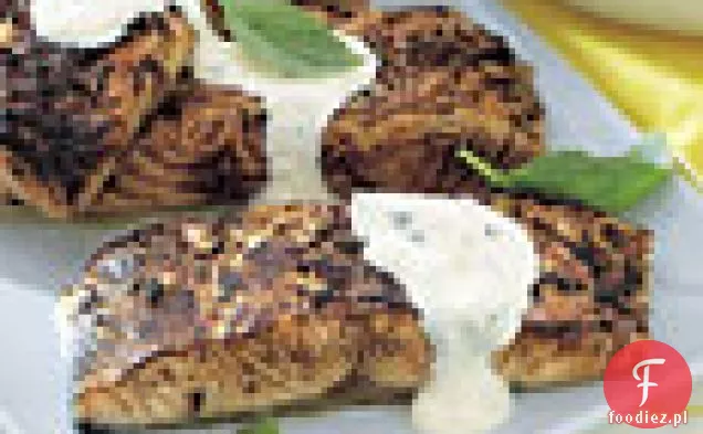 Grillowane filety z łososia w kremowym sosie chrzanowym