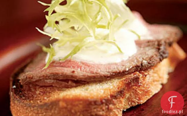 Crostini Z Wołowiną I Kremem Chrzanowym