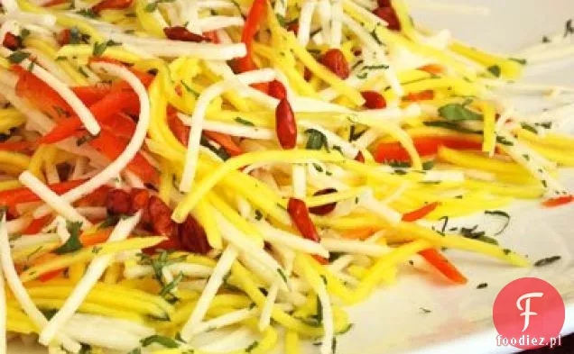 Jicama & Mango Slaw Z Papryką Pequin