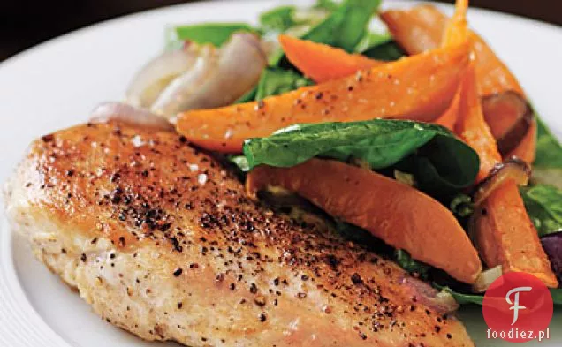 Kurczak z sałatką z pieczonych słodkich ziemniaków