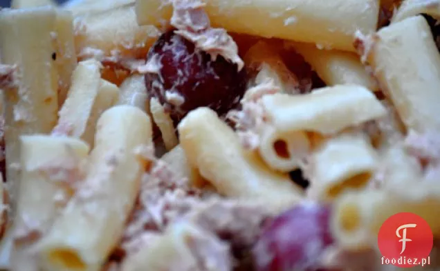 Sałatka Z Makaronem Grape N' Salmon