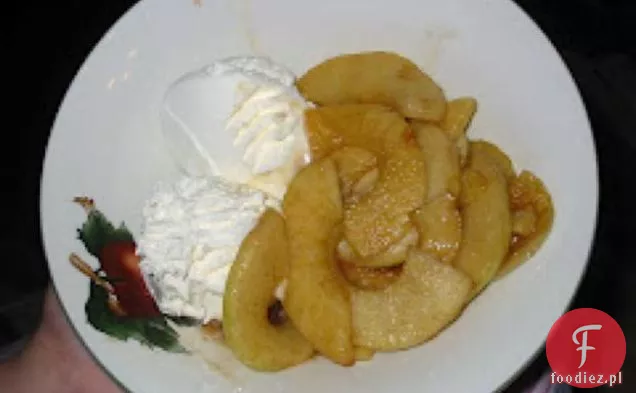 Pikantne Jabłka Z Lodami Dulce De Leche