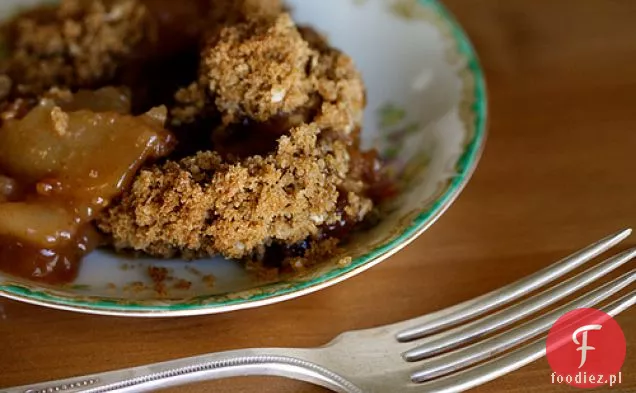 Sit And Stay Awhile Apple Crisp
