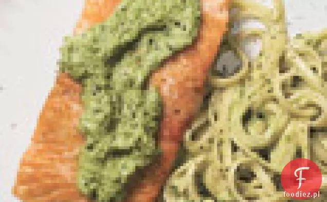 Pieczony łosoś z Linguine i Pesto Ramp