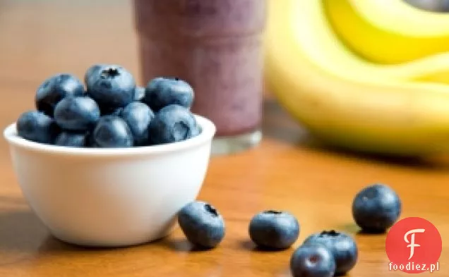 Smoothie z bananem, jagodami i maślanką w kuchni Diva
