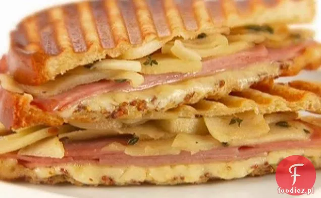 Szynka, Gruyere i jabłkowe Panini