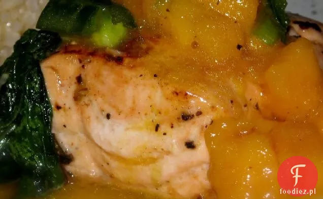 North Shore Cz. 2: Domestic Diva ' s Pan Pieczony łosoś z salsą Mango