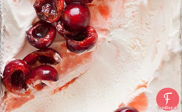 Cherry Semifreddo z kompot wiśniowo-cynamonowy