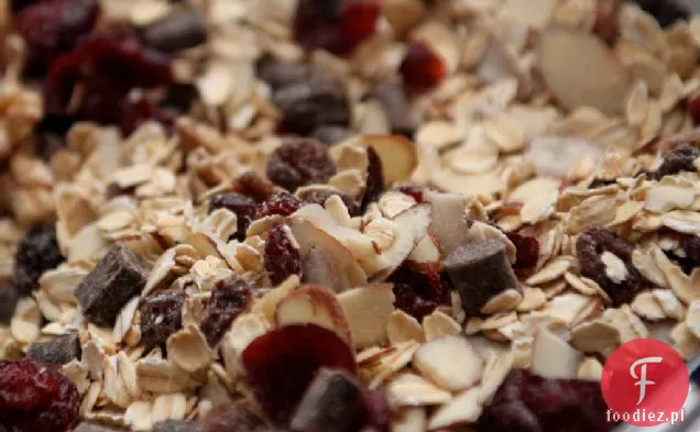 Chrupiąca Czekolada Cherry Granola Przepis