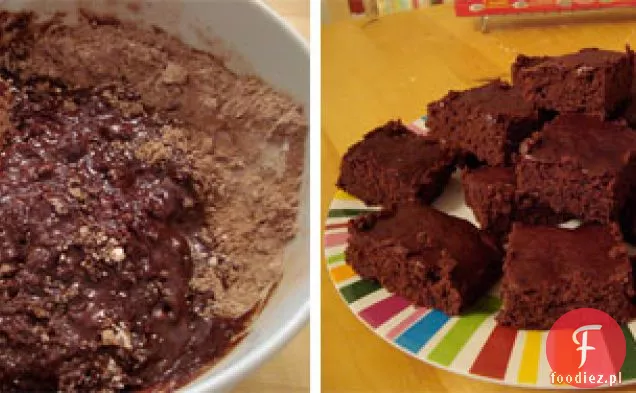Gotowanie Z Glossies: Ciemna Czekolada I Cherry Brownies