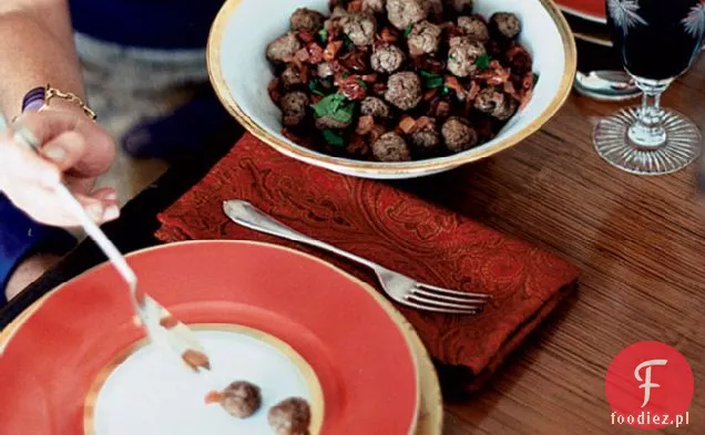 Klopsiki jagnięce w sosie kwaśno-wiśniowym