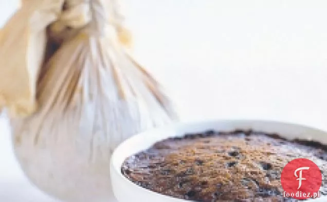 Pudding świąteczny owinięty tkaniną
