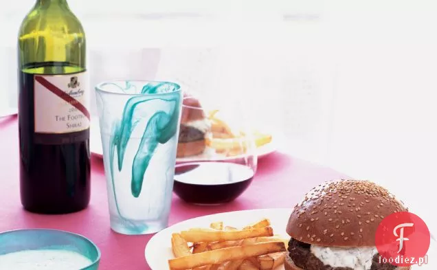 Marokańskie hamburgery jagnięce z sosem miętowo-jogurtowym