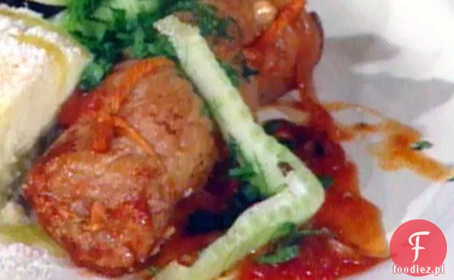 Roladki cielęce w sosie pomidorowym - - - Braciole di Vitello