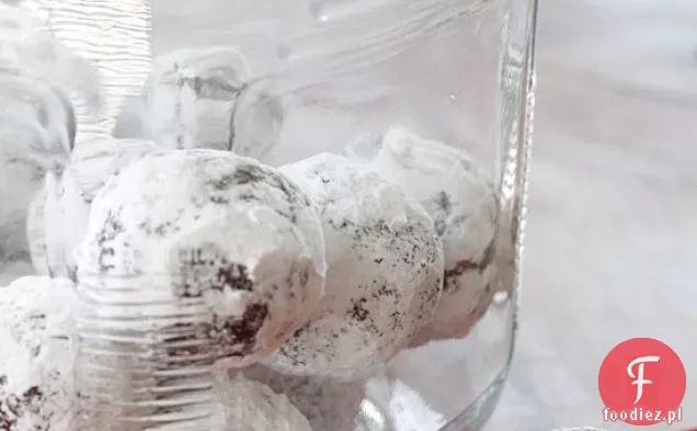 No-bake Fudgy snow Balls