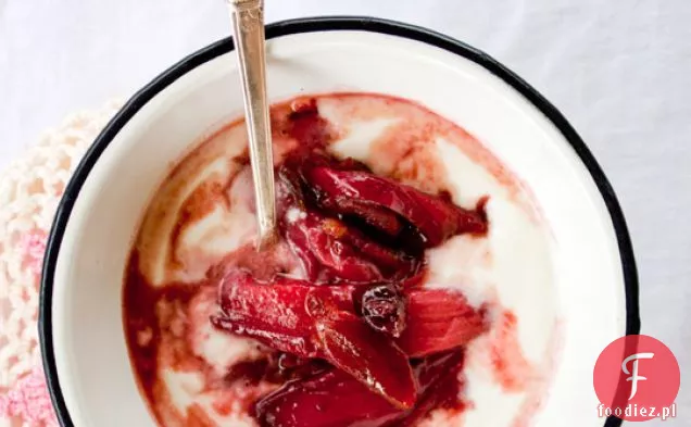 Gotowany rabarbar 6 składników (i sól)