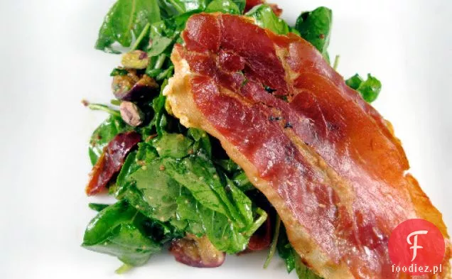 Chrupiąca Prosciutto, Fig I Pistacji Sałatka Z Prostym Vinaigrette