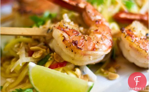 Grillowane krewetki z sałatką z zielonej papai i Mango
